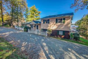 30 River Creek CIR