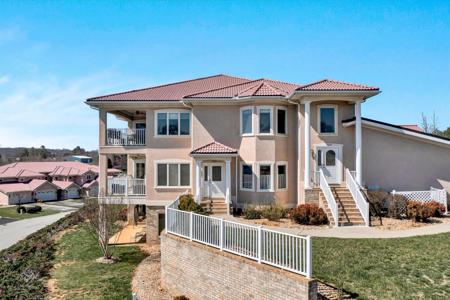 1024 Siesta Key CT