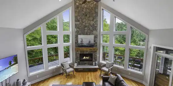 Image 4: Great Room