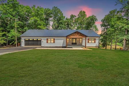 1038 Lake Haven CIR