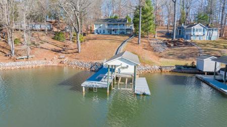 1422 Kaseys Lakeview DR