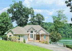 240 WALNUT LANDING CIR