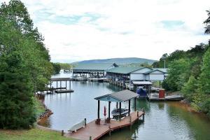 15610 Smith Mountain Lake Pwky