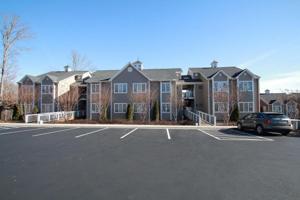 295 S Pointe Shore DR Unit #104