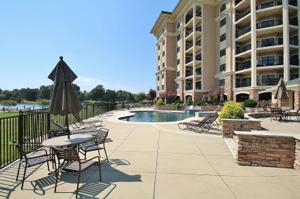 100 Bridgewater Pointe PL Unit #302