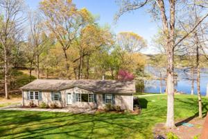 87 Forest RD