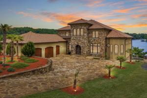 331 Blue Heron RD