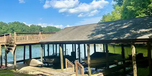 Image 3: 2