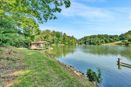 829 Grimes Creek LN