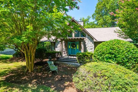 40 Bay Front RD