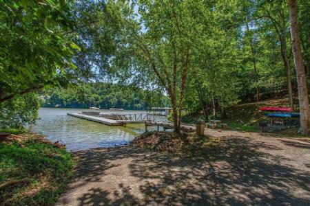 Lot 15 Admirals WAY