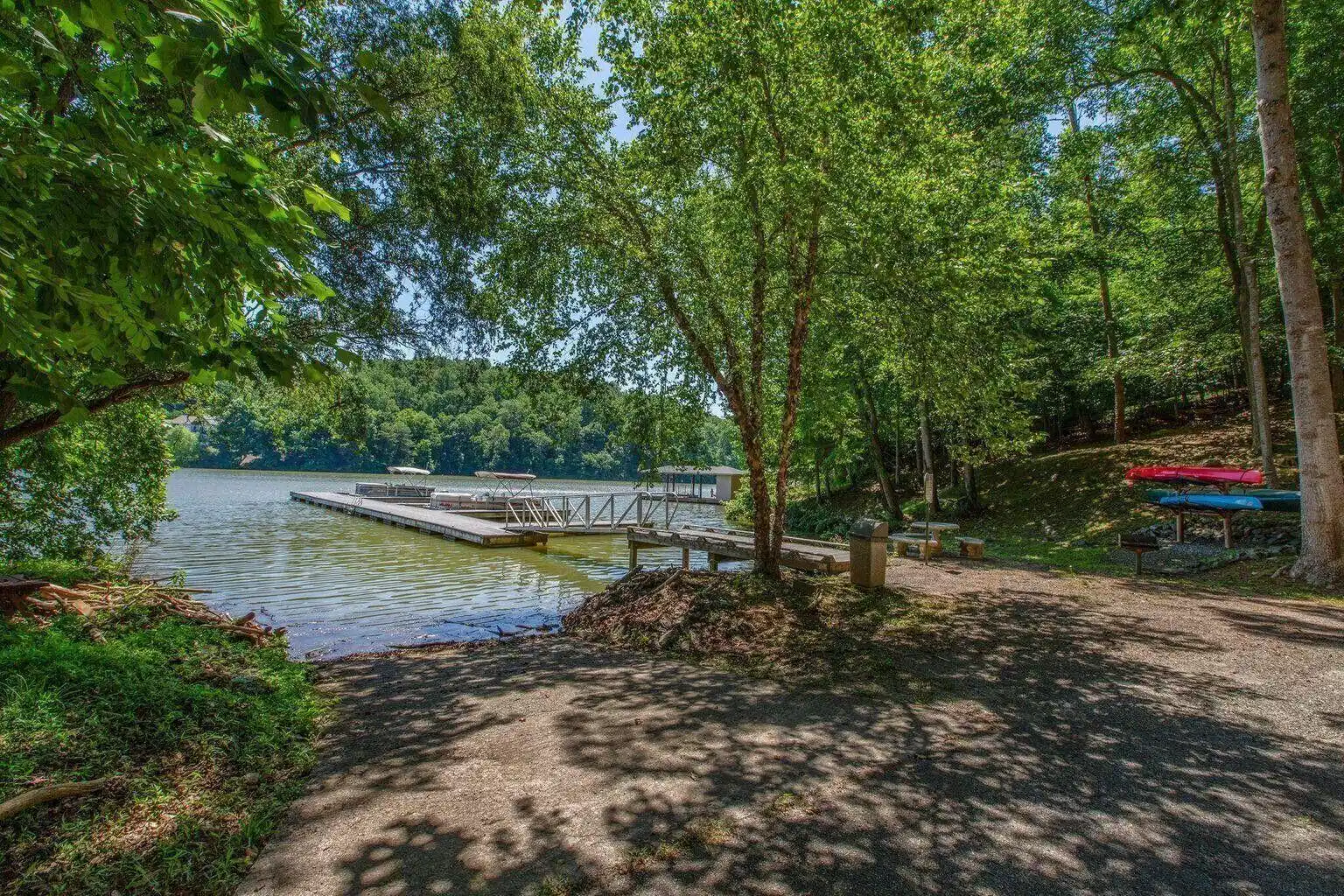 Image 1: Main photo