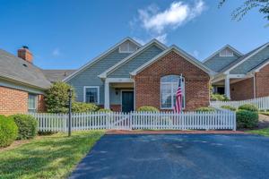 102 VILLAGE GREEN DR
