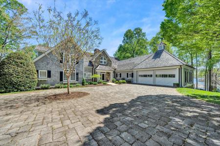 330 Upland Shores DR