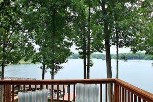 30 Windlass Pointe DR