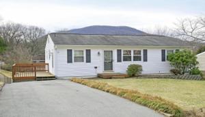 1417 Glenwood DR SE