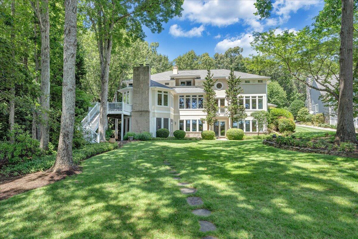 Image 1: 121-MIB08122