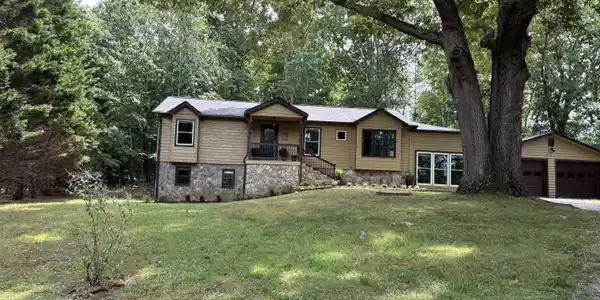 80 Walnut Landing CIR