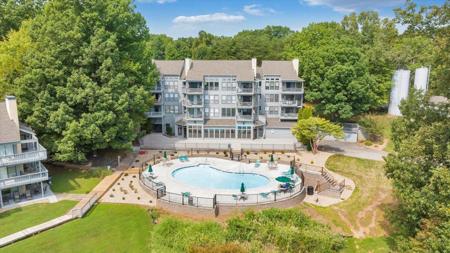 290 Sailors Cove DR