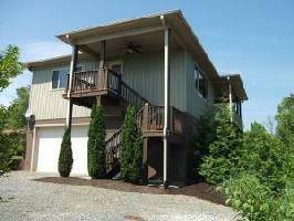 470 BELLE ISLE DR