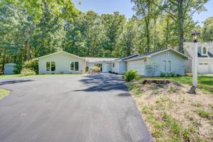 304 Heather LN