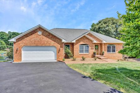 559 Boxwoodgreen DR