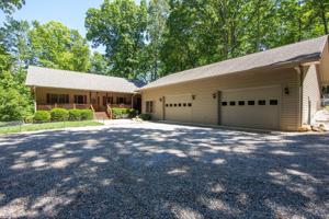 2926 Hickory Cove LN