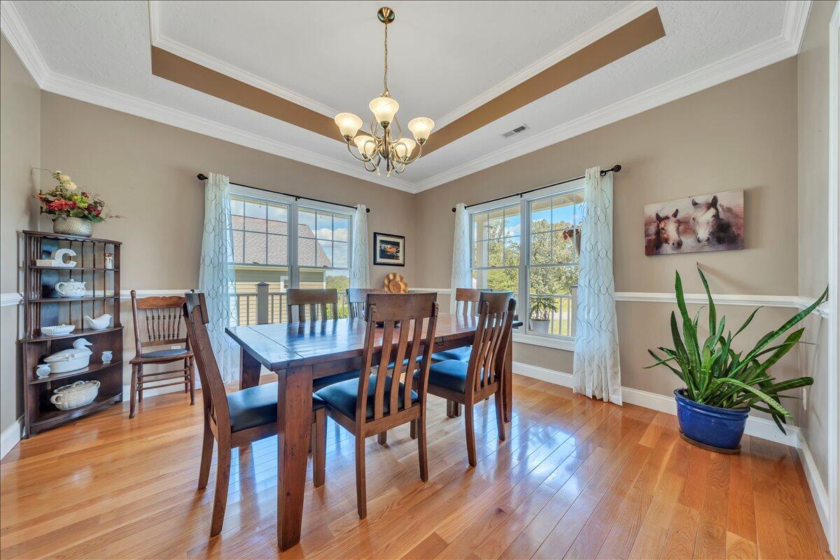 Image 4: Dinning Room