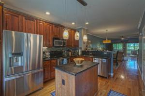 230 Mountain Cove DR Unit #8
