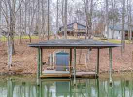 112 Woodley RD