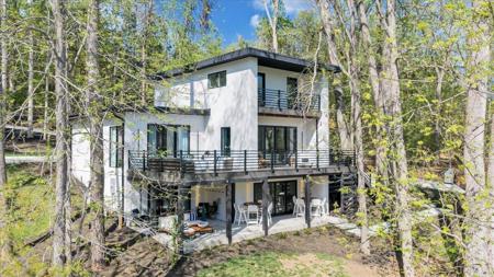 16358 Moneta RD
