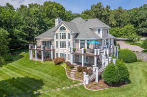 101 Harbour CT