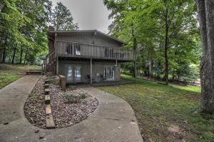 580 LAKESTONE RD