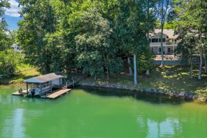 475 Moonriver LN