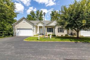 31 Fairway Oaks DR