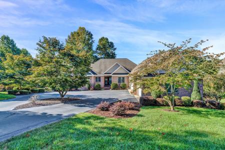 115 Pine Bay DR