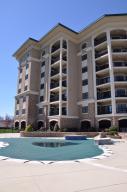 100 Bridgewater Pointe PL Unit #608