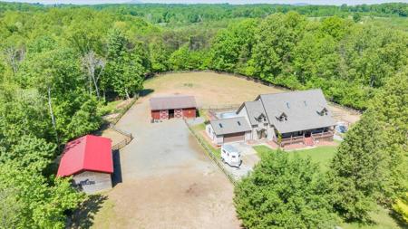 335 Bettys Creek DR