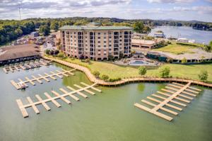 100 Bridgewater Pointe PL Unit #402