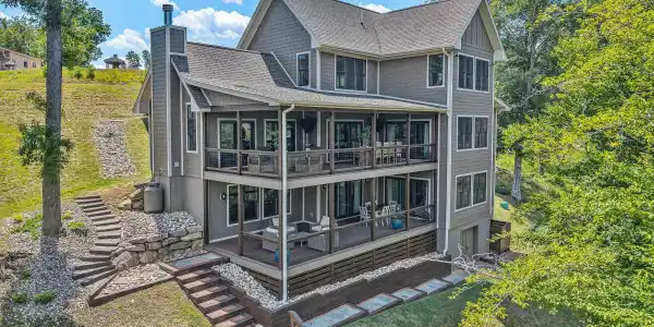 95 Watersong CIR