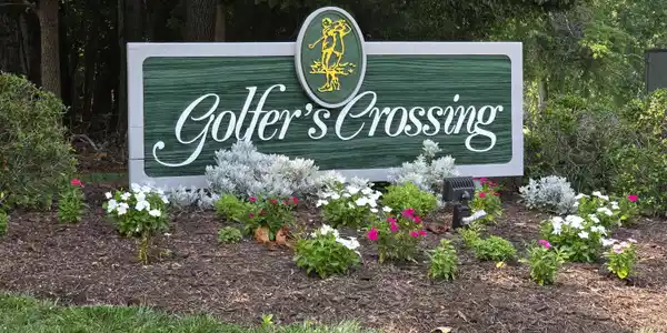Image 3: Golfers Crossing Sign