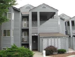 71 WATERSIDE CIR Unit #D-7