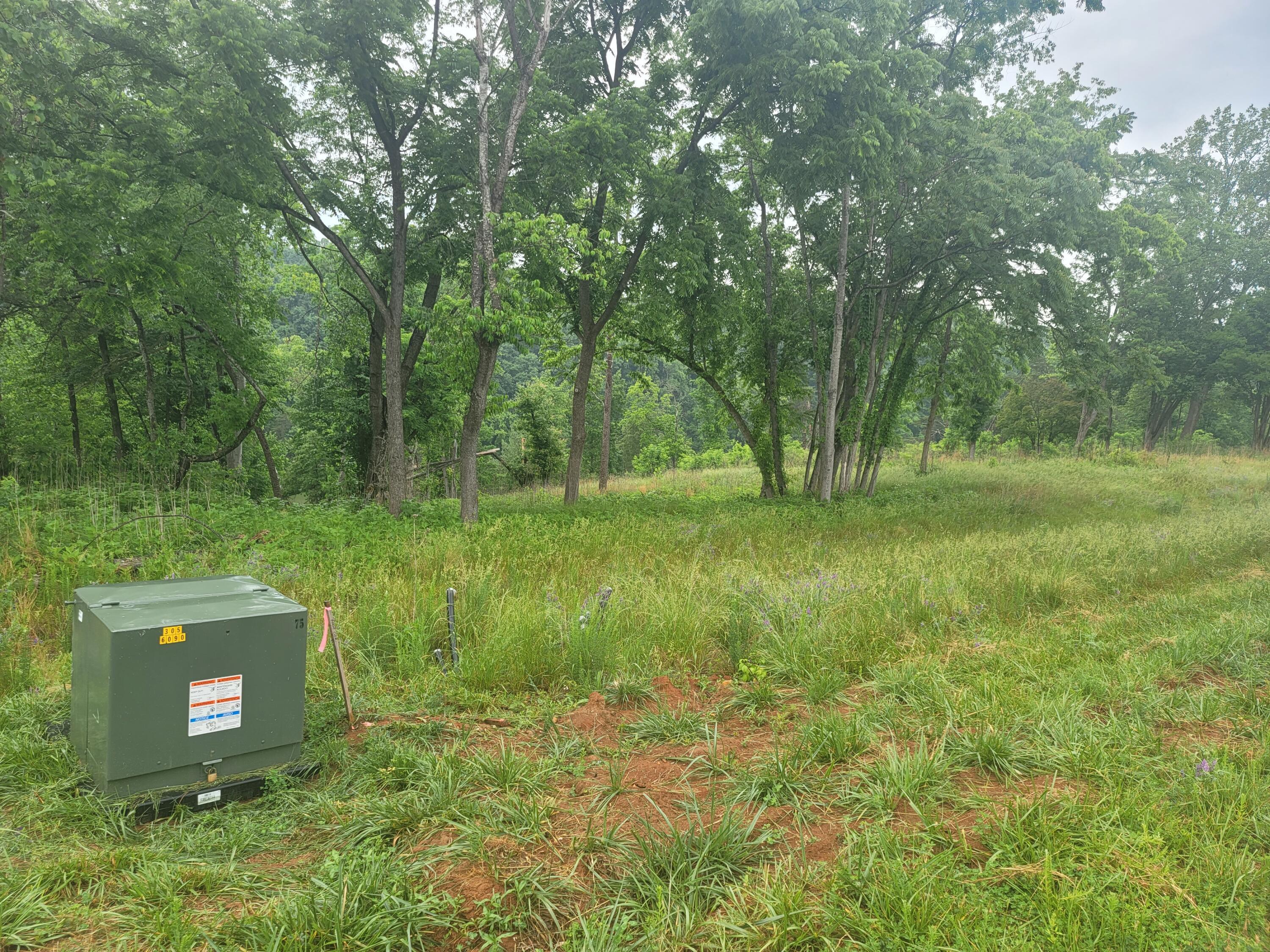 Image 2: APCO Power Box