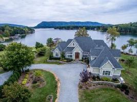 114 TALL TIMBER DR