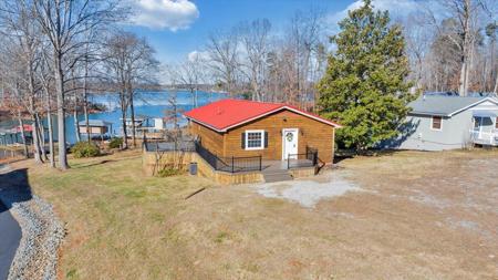 1111 Jefferson Dock RD
