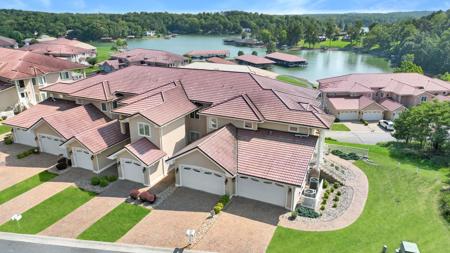 1112 Siesta Key CT