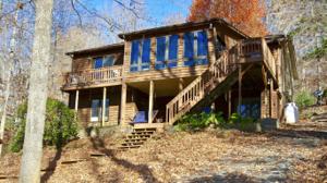108 Riverwood LN