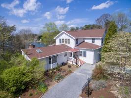 1796 Dudley Amos RD