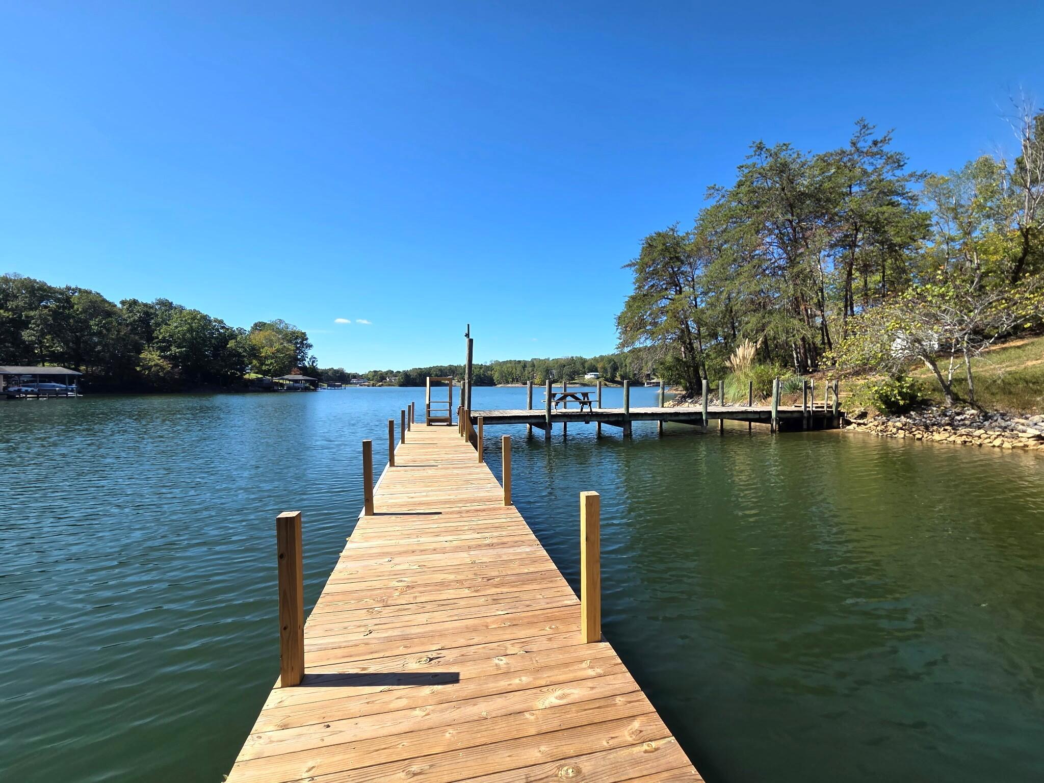 Image 3: Common Area Dock