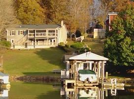 105 Cove DR